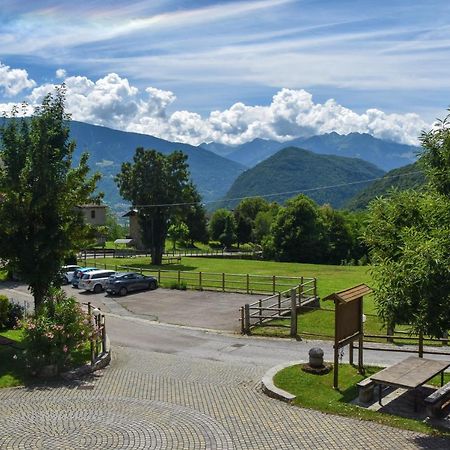 Albergo Ristorante Innocenti Ardenno エクステリア 写真