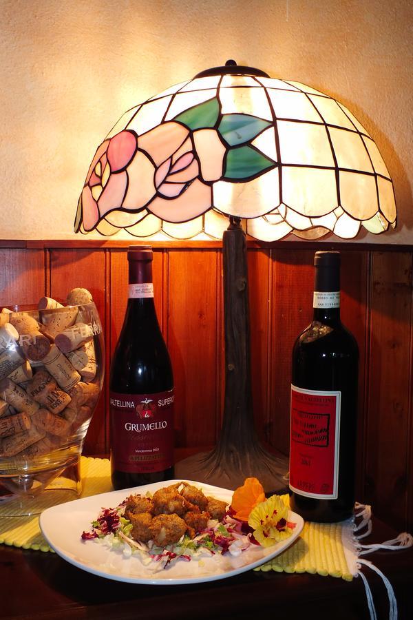 Albergo Ristorante Innocenti Ardenno エクステリア 写真