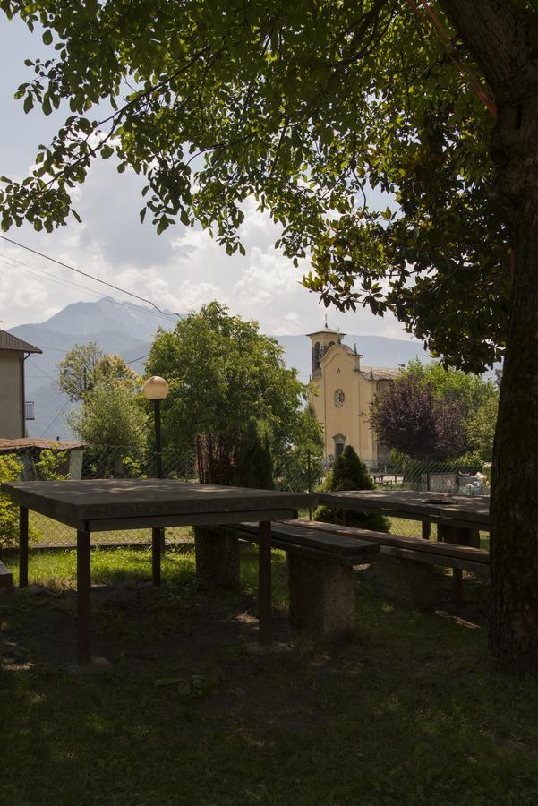 Albergo Ristorante Innocenti Ardenno エクステリア 写真